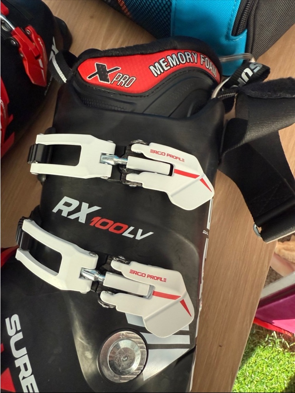 Lange RX 100 LV Ski Boots Dual Core Black White Red 25-25.5 296mm and Bag - Picture 4 of 13